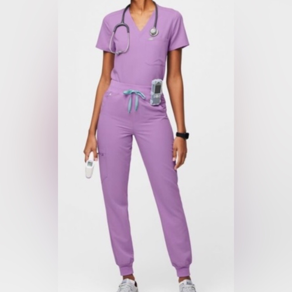Figs Zamora Joggers in Lilac Dawn size XS regular